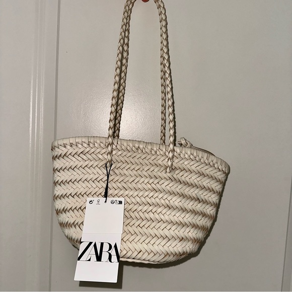 ZARA Leather Bag - Price Firm - Picture 7 of 15